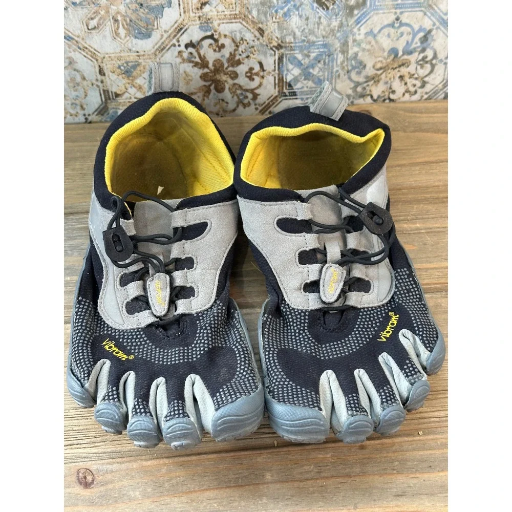 Vibram FiveFingers KSO Barefoot Toe Shoes Womens 8 Black Grey